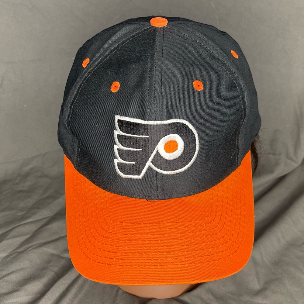 Vintage 90’s Philadelphia Flyers NHL Flying P Logo Orange Bill Snapback Cap